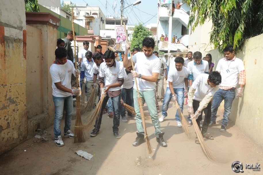 Ram-Pothineni-Joins-Swachh-Bharath-Campaign